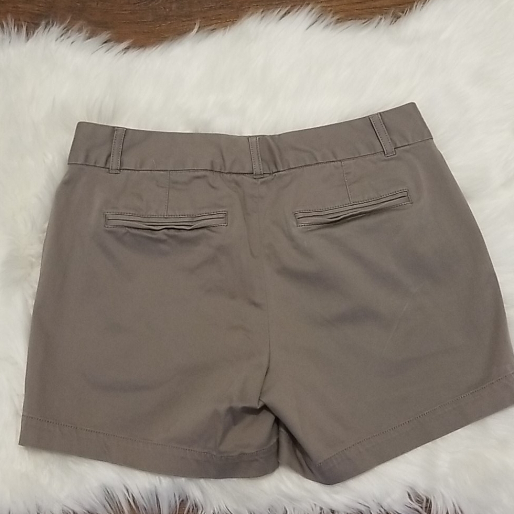 Shorts - Picture 2 of 2